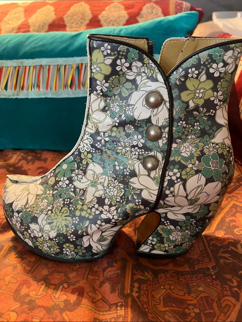John Fluevog Floral Green & White on Black Ankle Boots with Button Accents - Picture 2 of 7